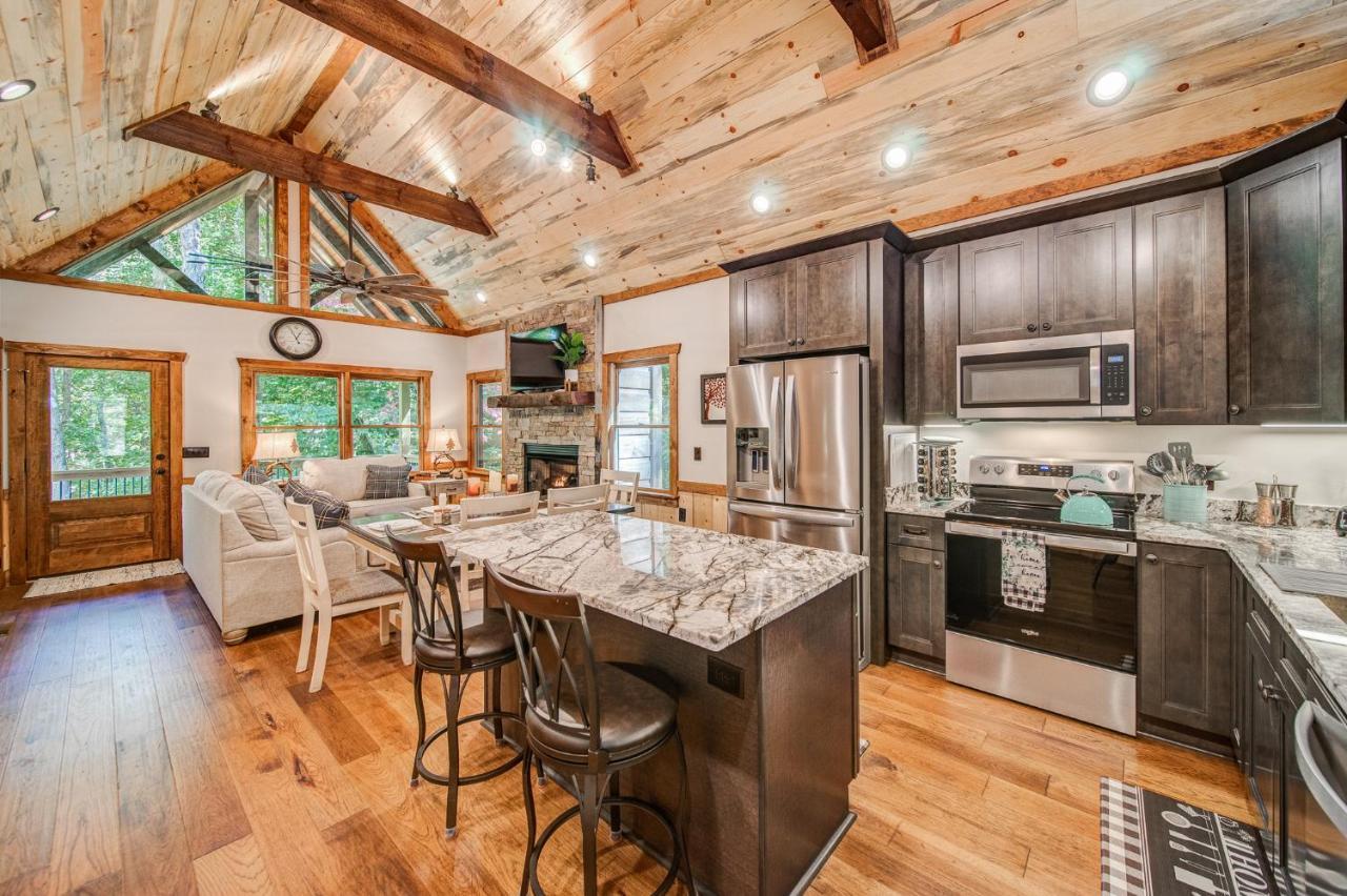 Brand New Build Luxury Mountain Chalet With Hot Tub, Pool, Game Room, Premium Features Ellijay Exteriör bild