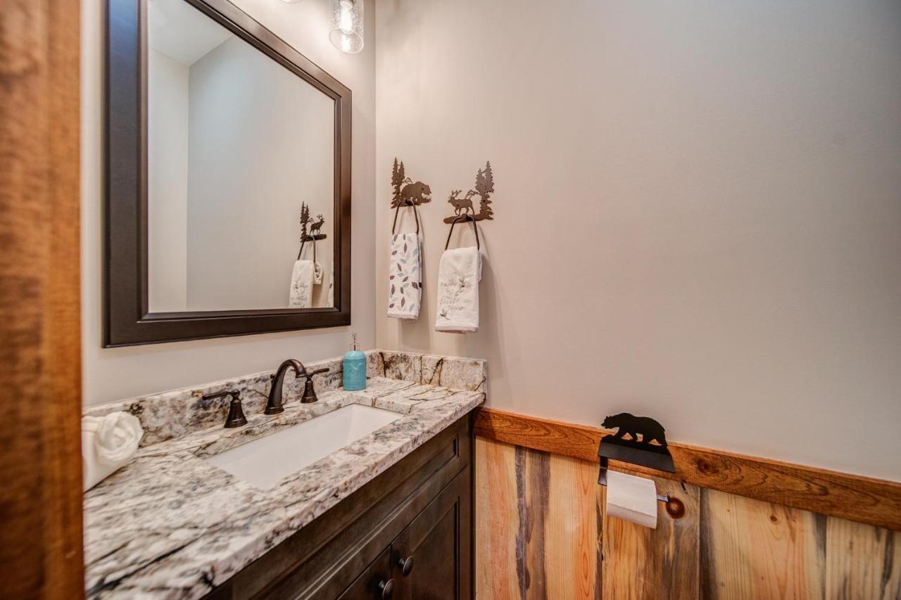 Brand New Build Luxury Mountain Chalet With Hot Tub, Pool, Game Room, Premium Features Ellijay Exteriör bild