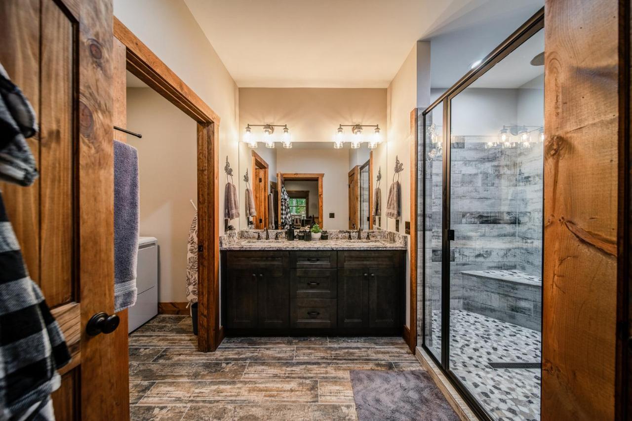 Brand New Build Luxury Mountain Chalet With Hot Tub, Pool, Game Room, Premium Features Ellijay Exteriör bild